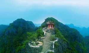 Hanoi: Hoa Lu, Trang An Caves, & Mua Cave Day Trip and Lunch