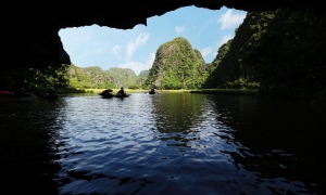 From Hanoi: Ninh Binh, Trang An, Bai Dinh, and Mua Cave Trip