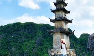 Hanoi: Ninh Binh Day Trip with Tam Coc, Hoa Lu, and Mua Cave