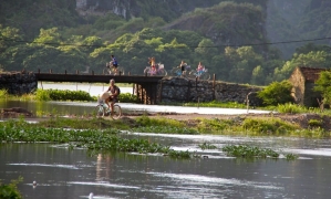 From Hanoi: Ninh Binh, Trang An, Bai Dinh, and Mua Cave Trip