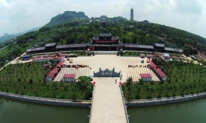 From Hanoi: Ninh Binh, Trang An, Bai Dinh, and Mua Cave Trip