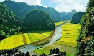 From Hanoi: Ninh Binh, Trang An, Bai Dinh, and Mua Cave Trip