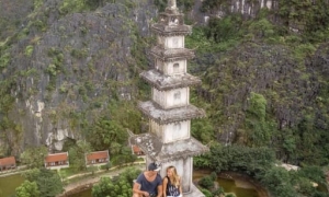 From Hanoi: Trang An Boat, Bai Dinh Pagoda, & Mua Cave Tour