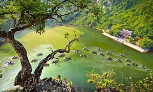 From Hanoi: Ninh Binh, Trang An, Bai Dinh, and Mua Cave Trip