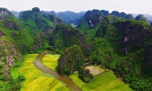 From Hanoi: Ninh Binh, Trang An, Bai Dinh, and Mua Cave Trip
