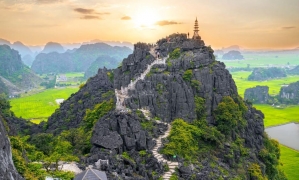 From Hanoi: 1D group tour to visit Ninh Binh - Lunch & Bus